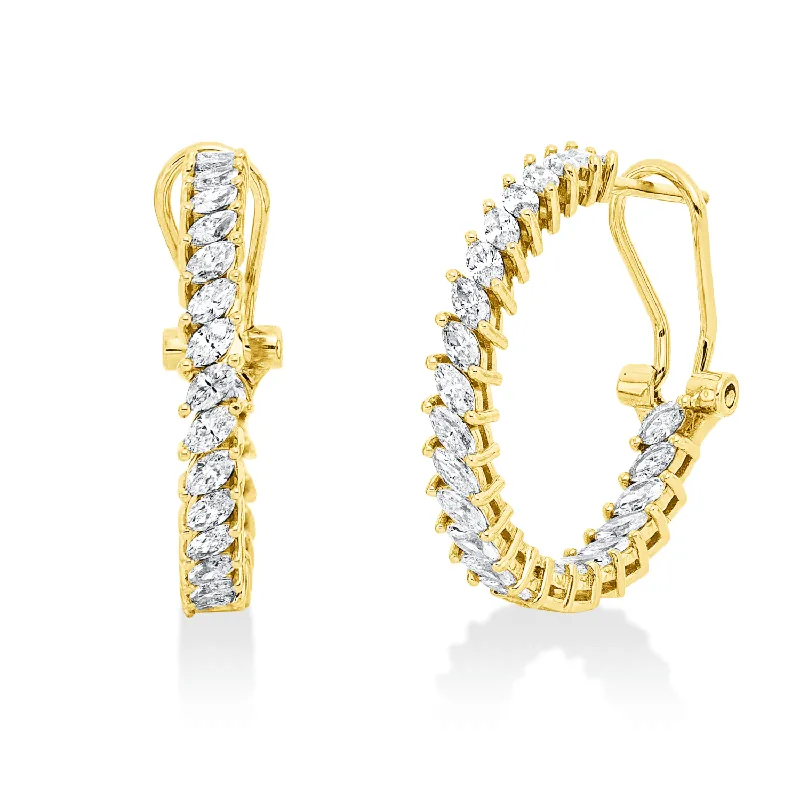 Weltweiter Versand Creolen aus 750 Gelbgold 48 Diamanten Navette-Schliff 1,62ct TW-VSI/SI 22,5x3,2mm