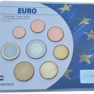 Neuheit Niederlande 3,88 Euro Kursmünzensatz 2012 mit 2 Euro Gedenkmünze 2013 Bankfrisch im Blister