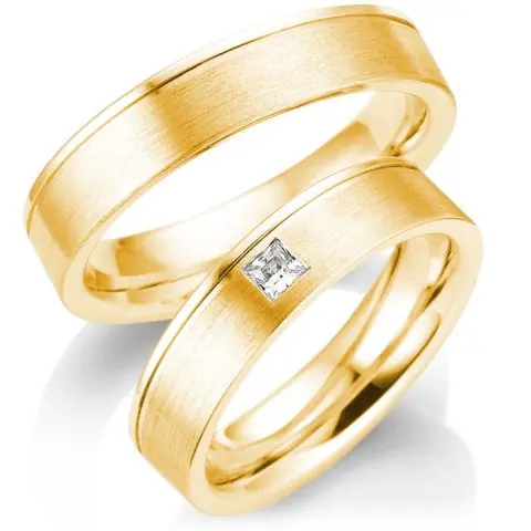 Weltweiter Versand 123traumringe Gelbgold 585